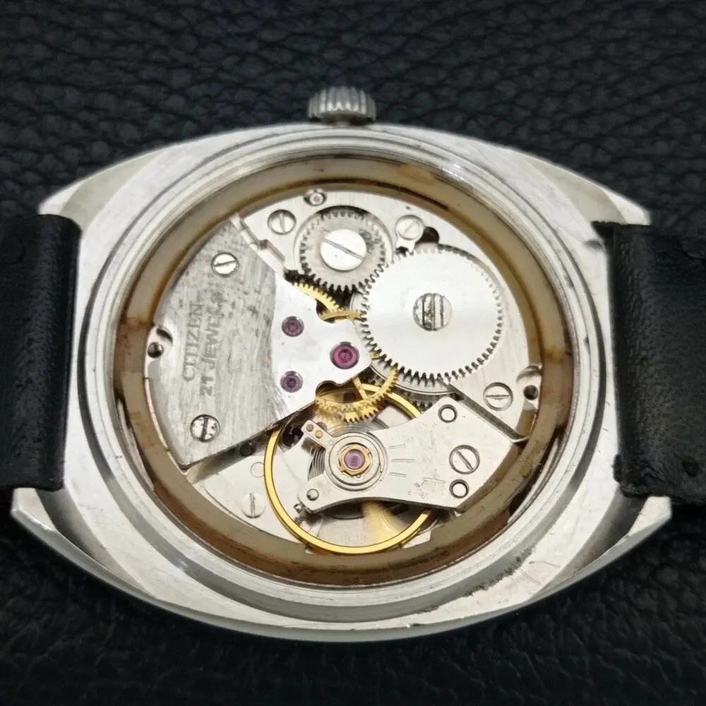 Vintage 1985 Citizen Manual Wound Mens Silver Watch W/Date & Silver Accents